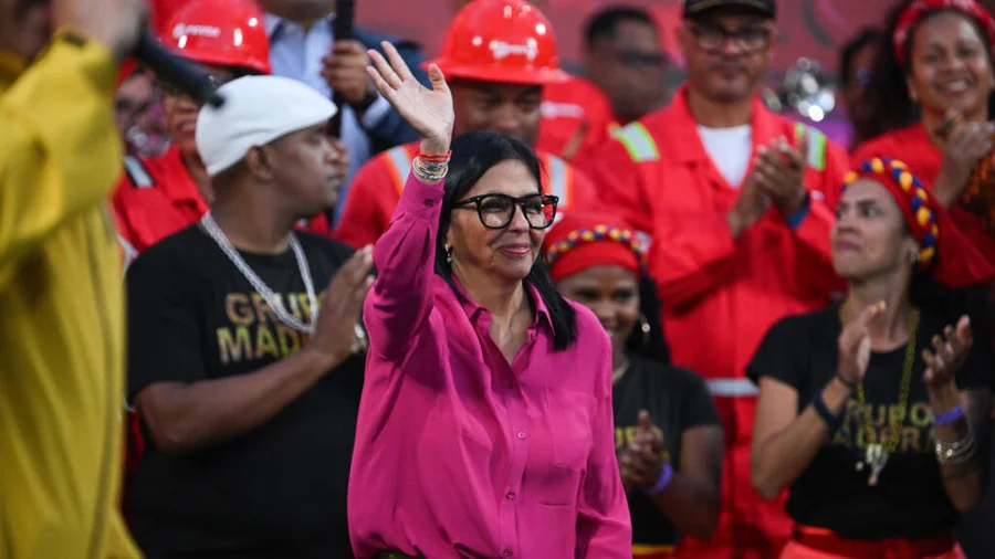 Venezuela busca reactivar su sector petrolero con Repsol y Maurel & Prom

 – La nación