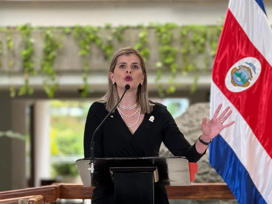 Rodrigo Chaves designa a Laura Fernández como ministra de la Presidencia

 – La nación