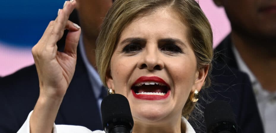 Laura Fernández prevé el inicio de la “Tercera República”

 – La nación