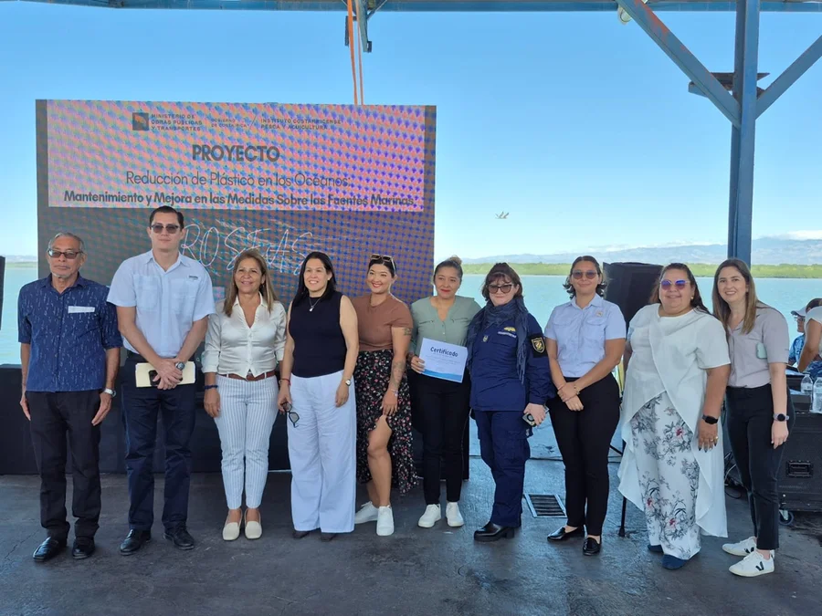 Costa Rica lanza proyecto PRO-SEAS para limpiar los océanos de residuos plásticos

 – La nación