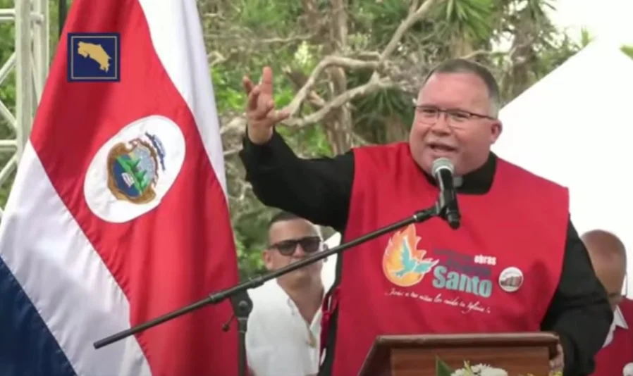 INVU dona tres terrenos a la asociación Obras del Espíritu Santo

 – La nación