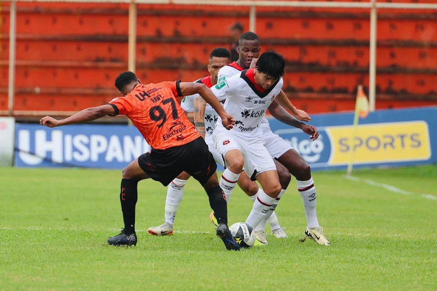 Alajuelense logra revocar fuerte multa económica – La nación