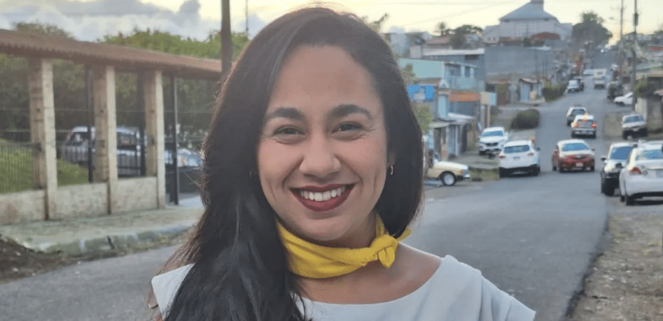 La diputada más joven Joselyn Sáenz Cartago

 – La nación