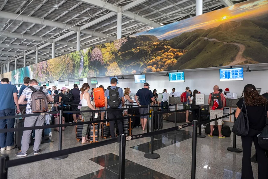 Aeropuerto de Guanacaste bate nuevo récord de visitantes con casi 15 mil pasajeros en un día

 – La nación