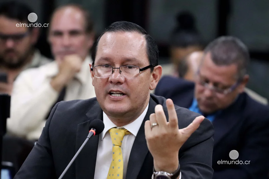 Extraditan a Estados Unidos al exmagistrado Celso Gamboa

 – La nación