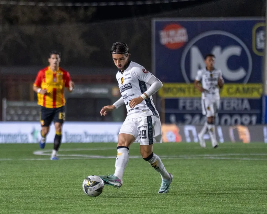 Liberia da a conocer parte médico de Mauricio Villalobos tras brutal golpe ante Herediano – La nación