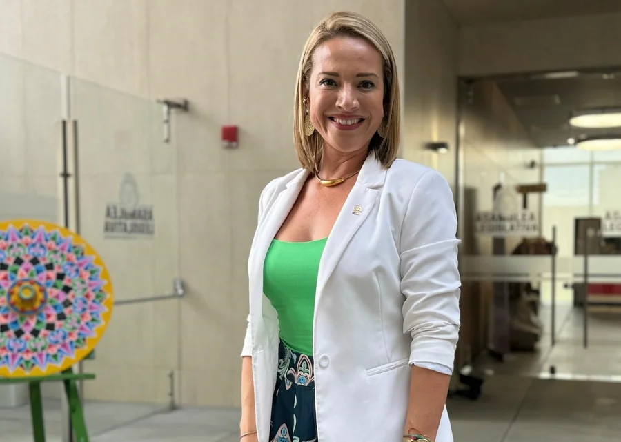 Montserrat Ruiz cuestiona acuerdo migratorio entre el gobierno de Chávez y EE.UU.

 – La nación