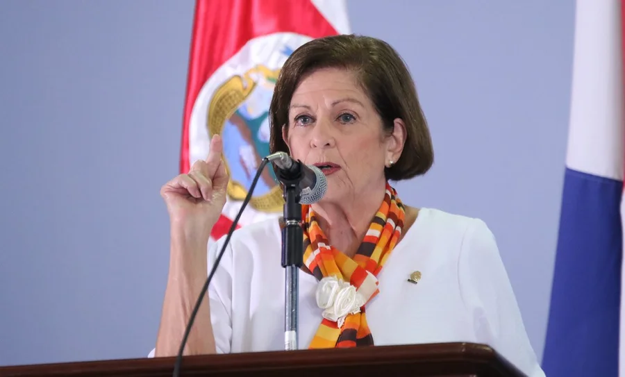 Cisneros critica a diputados por desechar proyecto para obligar a universidades públicas a rendir cuentas 

 – La nación