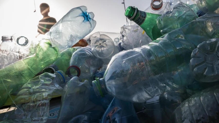 Empresarios advierten de retrocesos ambientales y regulatorios con la ley de plásticos

 – La nación