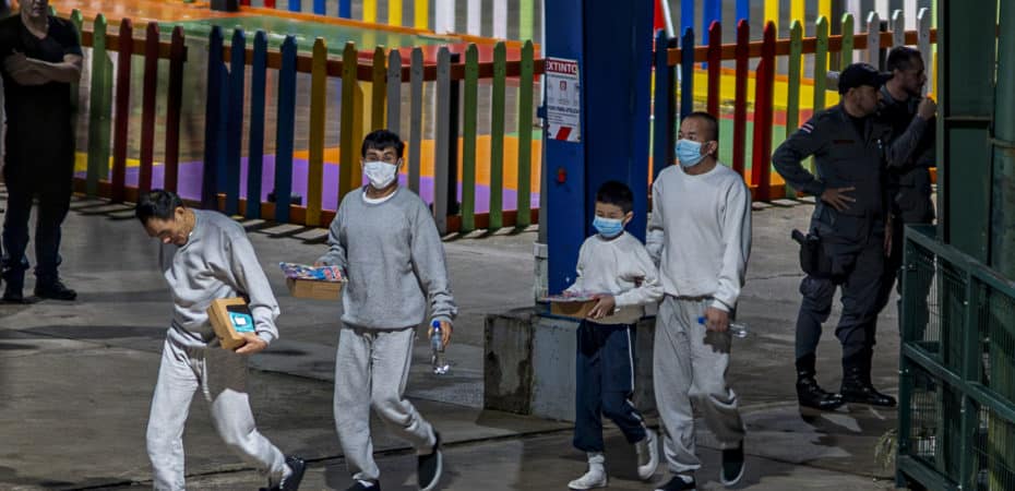 La inmigración está “a la espera de órdenes superiores” para definir un camino laboral y acoger a los inmigrantes procedentes de Estados Unidos.

 – La nación