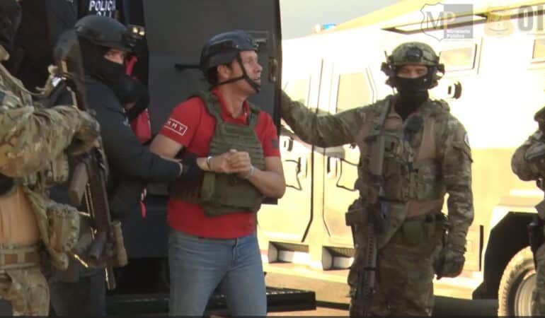 Orlando Aguirre Celso Gamboa vs. Laura Fernández-  CR

 – La nación