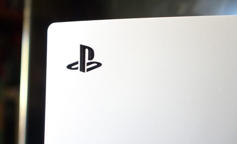 Viene con crédito de la tienda y es nuevo.

 – La nación