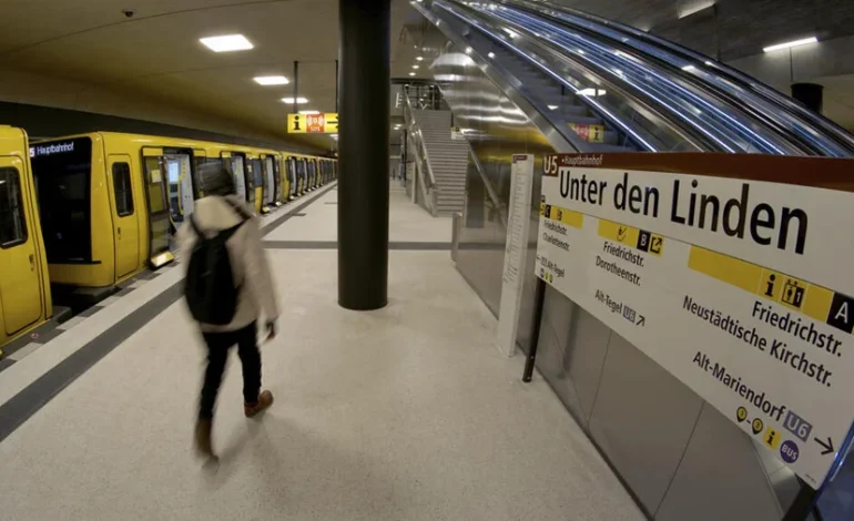 Miles de personas encarceladas por no pagar el transporte público

 – La nación
