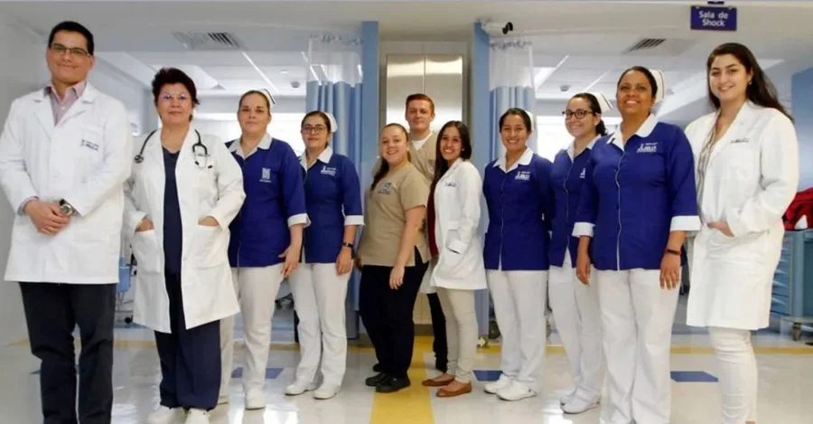 El INS y la Clínica Bíblica lo aseguran desde ₡16.700 mensuales

 – La nación