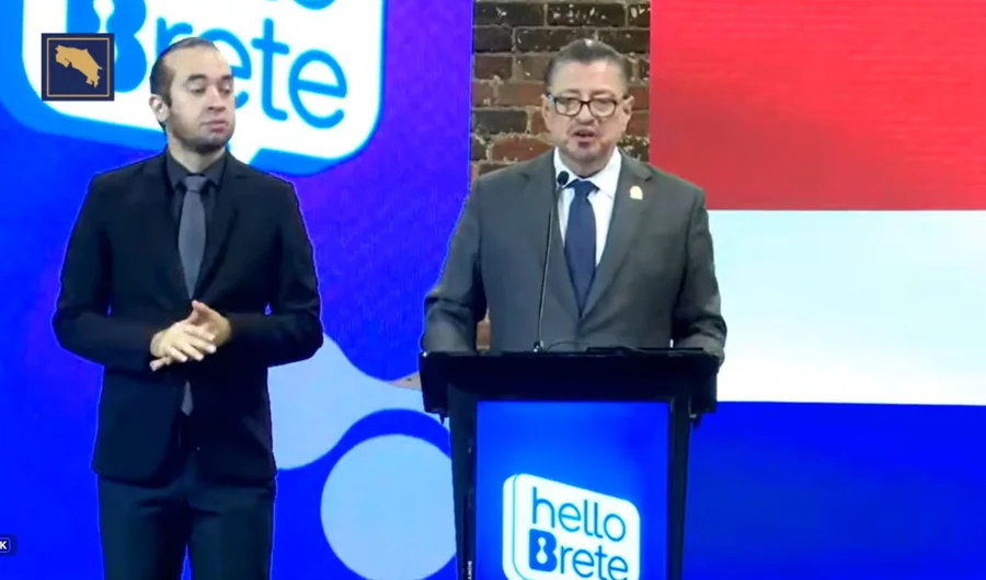 En Costa Rica aprender inglés no será sólo para quienes pueden pagar, sino un derecho para todos

 – La nación