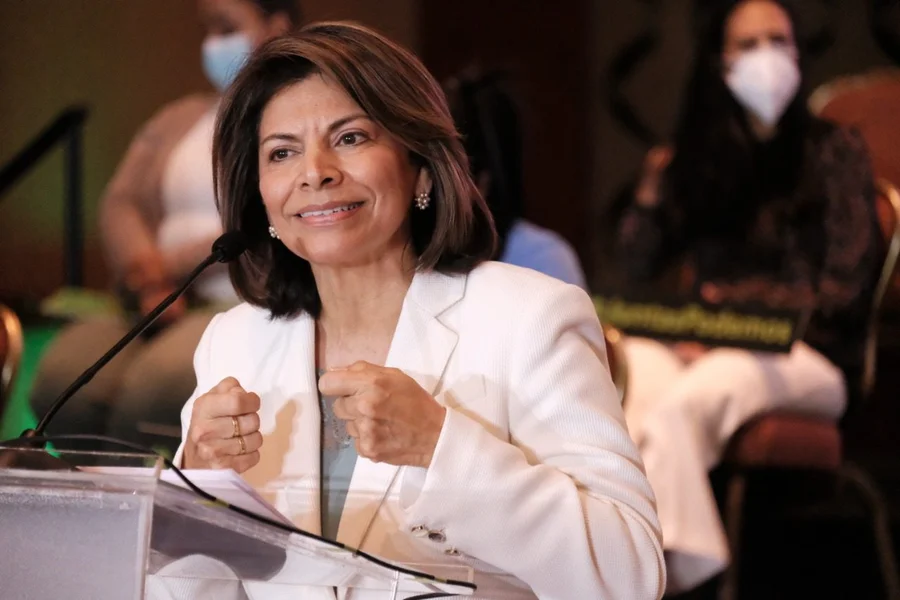 Laura Chinchilla cuestiona a EE.UU. cuando defiende a accionistas de La Nación

 – La nación